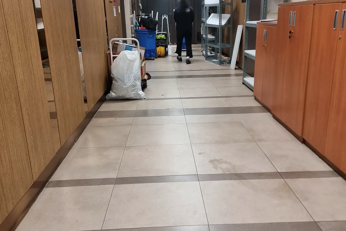 인천 중구 매장 산업폐기물 수거 현장 사진 2